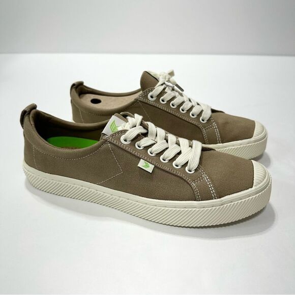 Cariuma OCA Low Burnt Sand Canvas Contrast Thread Sneaker Men’s 10 Women’s 11.5 - Picture 3 of 11